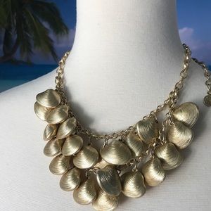 Lilly pulitzer shell necklace